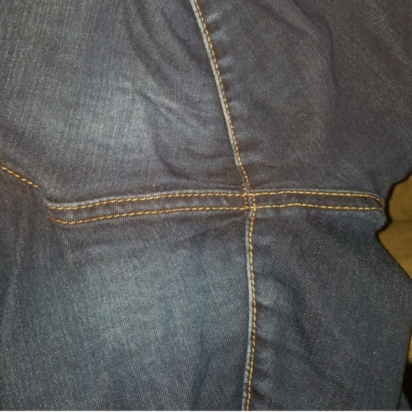 Skinny Jeans - Picture 6 of 7